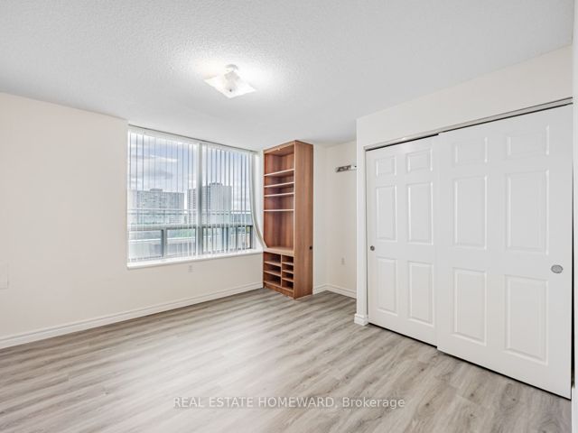 1102 - 2800 Warden Ave