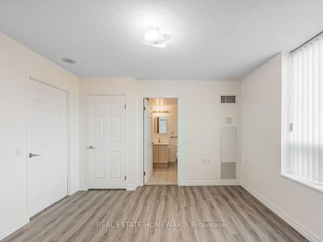 1102 - 2800 Warden Ave