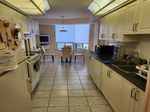 2505 - 228 Bonis Ave
