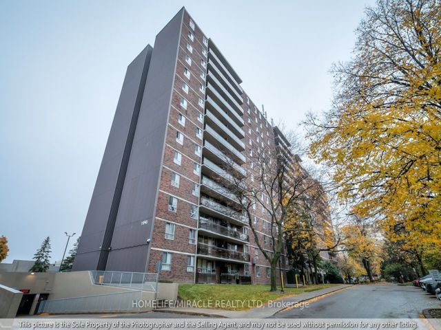 402 - 1950 Kennedy Rd