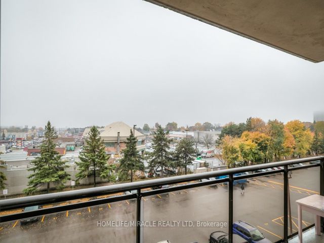 402 - 1950 Kennedy Rd