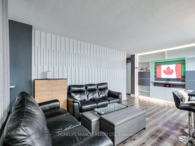 402 - 1950 Kennedy Rd