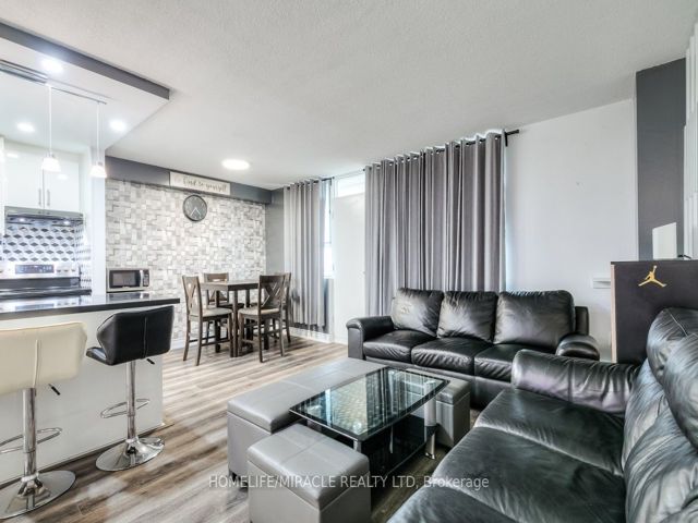 402 - 1950 Kennedy Rd