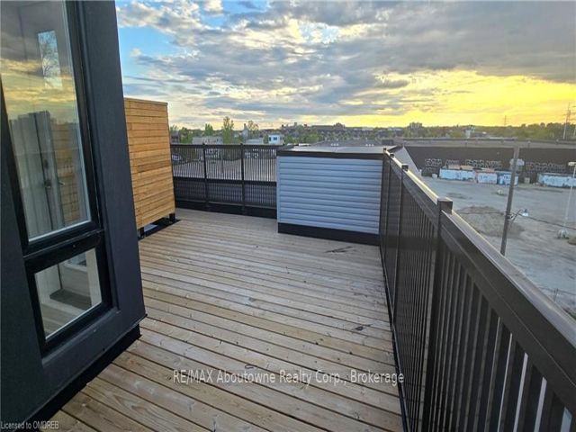 16 - 40 Ed Clark Gdns