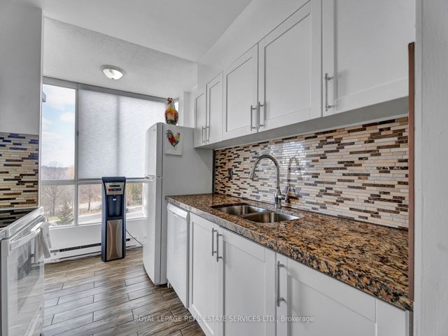 607 - 3077 Weston Rd