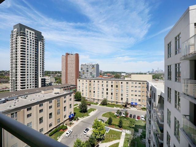 1015 - 816 Lansdowne Ave