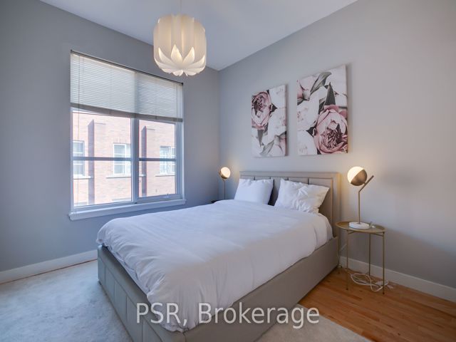 3 - 1392 Bloor St W