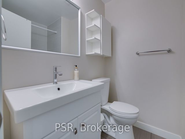 3 - 1392 Bloor St W