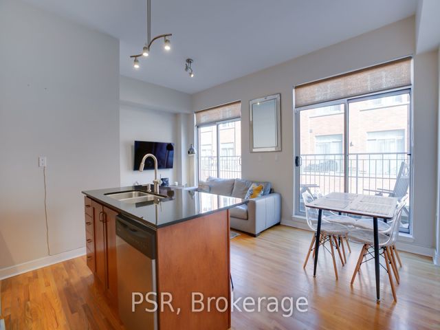 3 - 1392 Bloor St W