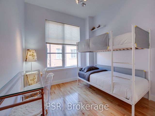 3 - 1392 Bloor St W