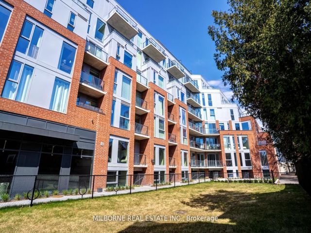 TH 111 - 57 Brock Ave