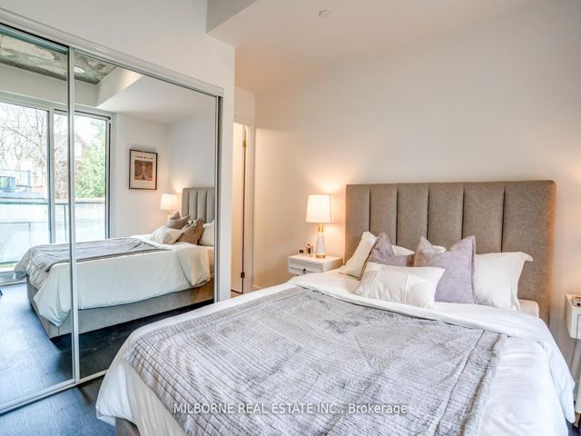 TH 111 - 57 Brock Ave