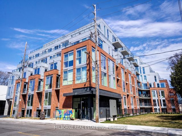 TH 111 - 57 Brock Ave