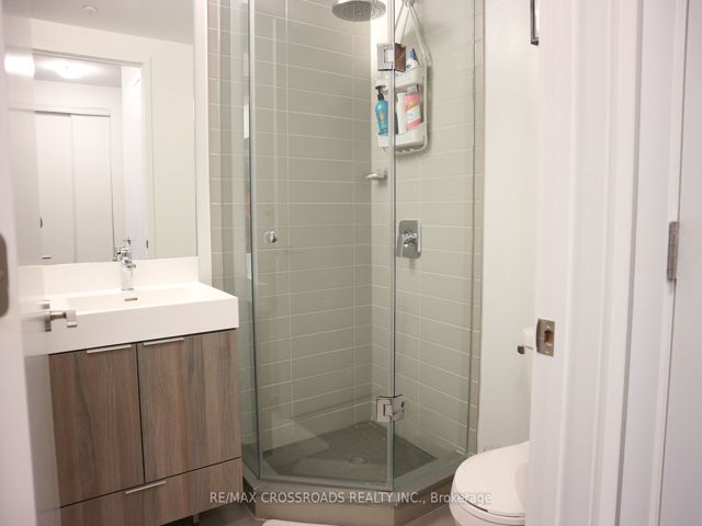 315 - 3100 Keele St