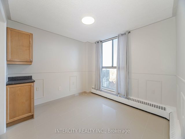 609 - 4673 Jane St