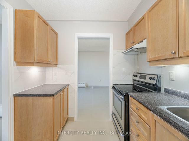 609 - 4673 Jane St