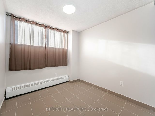 609 - 4673 Jane St
