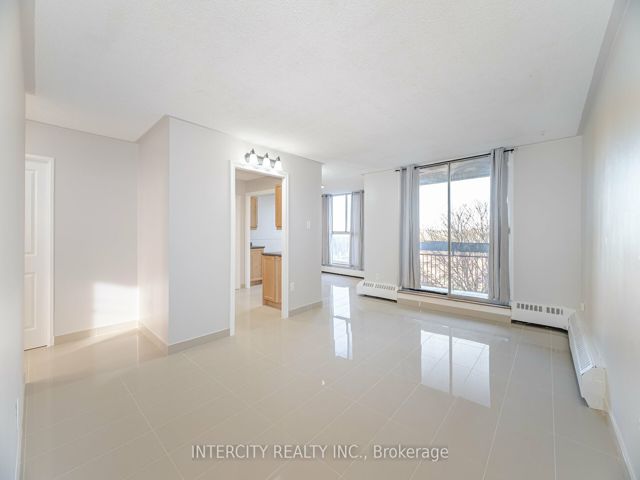 609 - 4673 Jane St