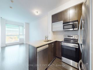 702 - 20 Gothic Ave