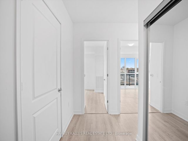 1004 - 25 Neighbourhood Lane