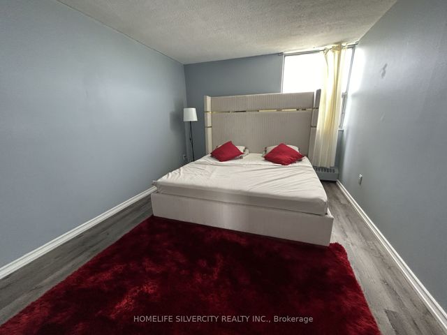 1109 - 2645 Kipling Ave W