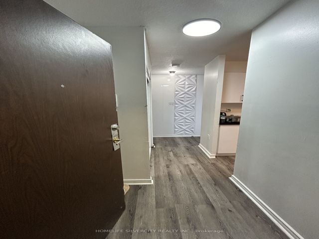 1109 - 2645 Kipling Ave W