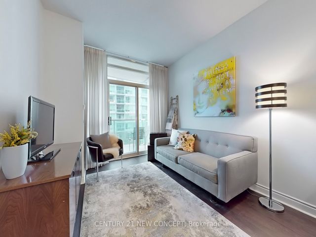 704 - 1900 Lake Shore Blvd W