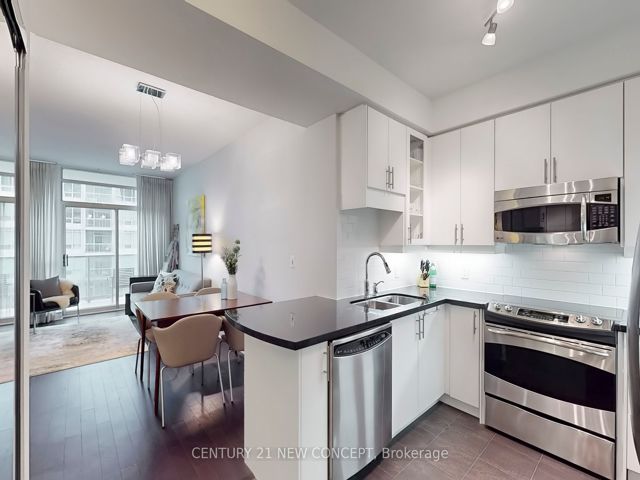704 - 1900 Lake Shore Blvd W