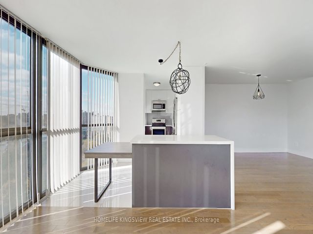 1607 - 40 Richview Rd