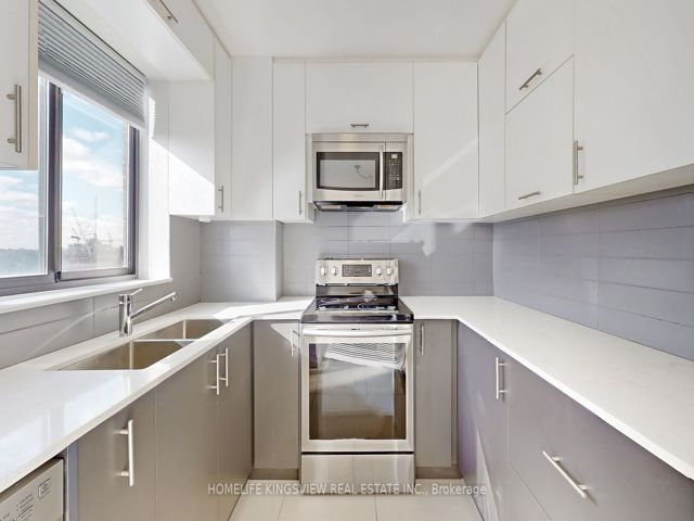 1607 - 40 Richview Rd