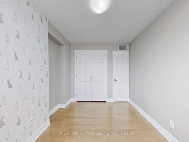 1607 - 40 Richview Rd