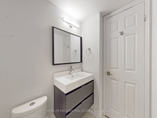 1607 - 40 Richview Rd