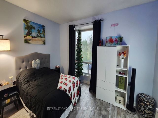 106 - 250 John Garland Blvd
