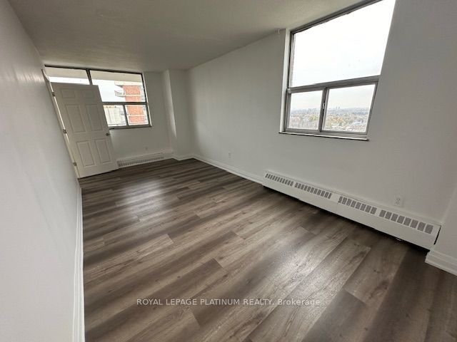 #1503 - 2645 Kipling Ave