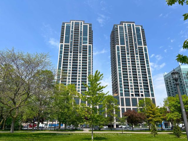 2010E - 1926 Lake Shore Blvd W