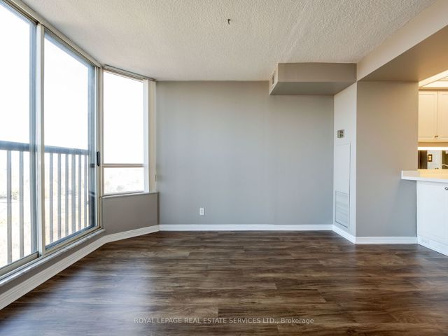 1703 - 1 Aberfoyle Cres