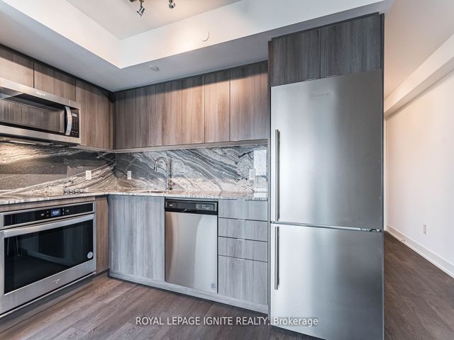 836 - 5 Mabelle Ave