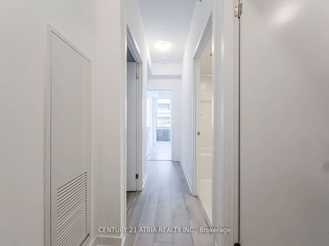 224 - 1787 St Clair Ave W