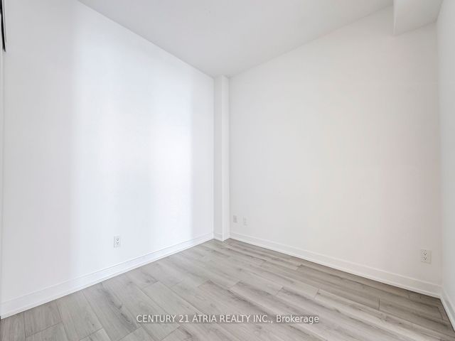 224 - 1787 St Clair Ave W
