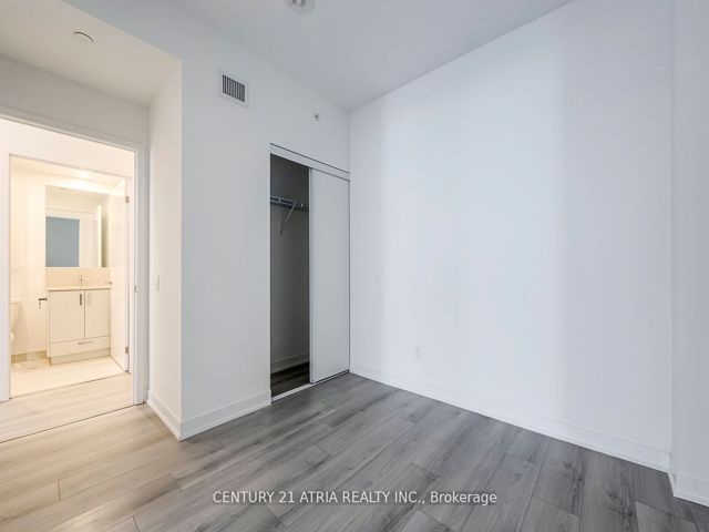 224 - 1787 St Clair Ave W