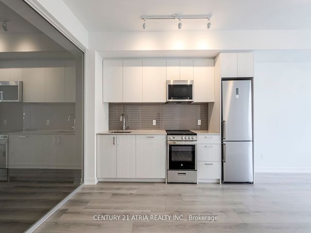 224 - 1787 St Clair Ave W