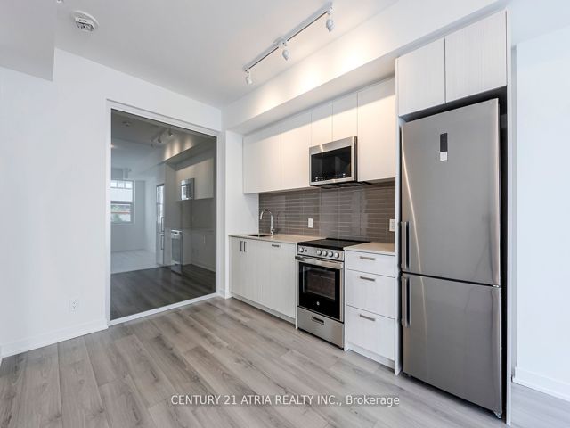 224 - 1787 St Clair Ave W