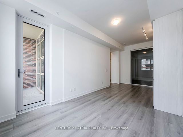 224 - 1787 St Clair Ave W