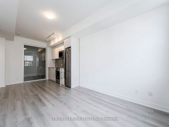 224 - 1787 St Clair Ave W