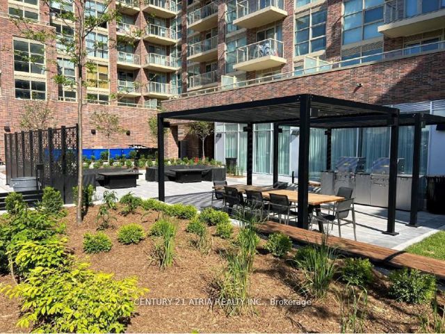 224 - 1787 St Clair Ave W
