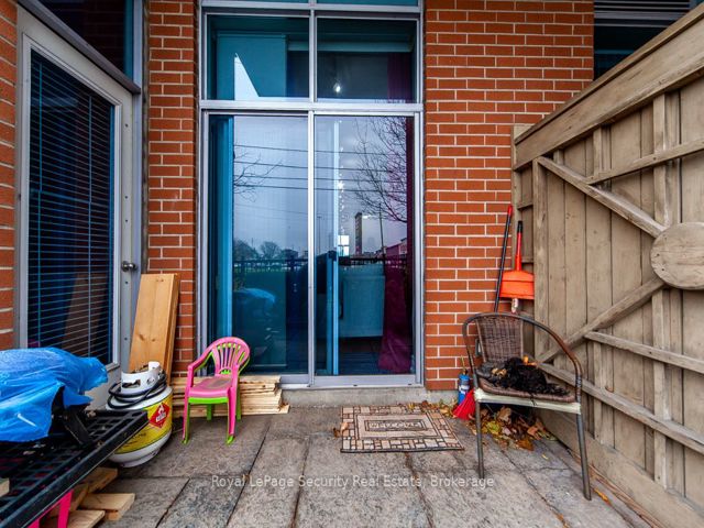 105 - 2772 Keele St