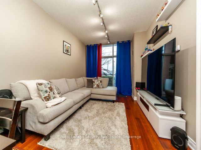 105 - 2772 Keele St