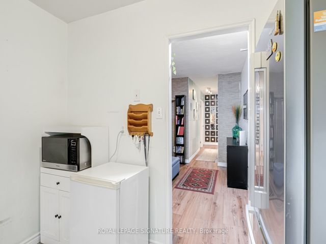 1007 - 3390 Weston Rd W