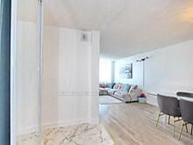 408 - 370 Dixon Rd E