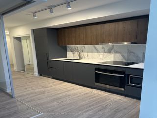 LPH 11 - 1100 Sheppard Ave W